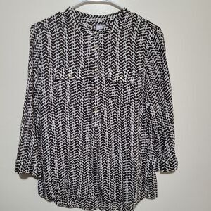 Jcp Vintage Pearl Button Top